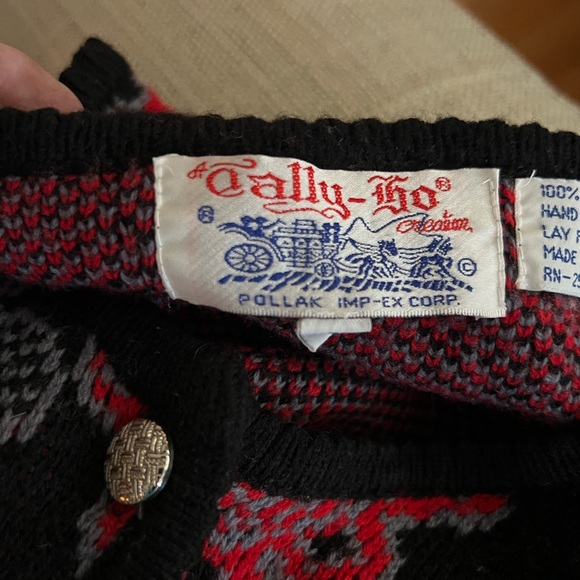 Vintage Black and Red Paisley Button Front Sweater Size S - Picture 5 of 8